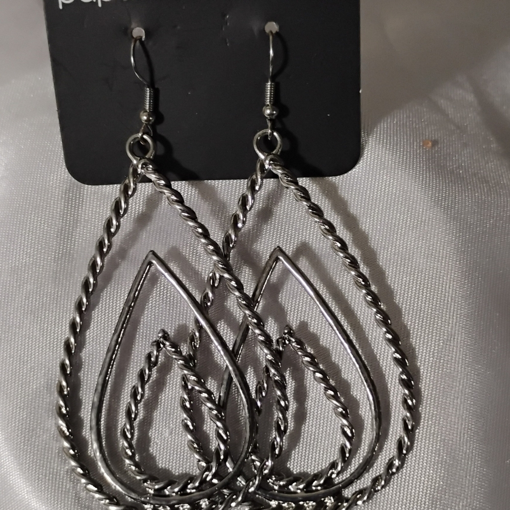 Silver Teardrop Earrings